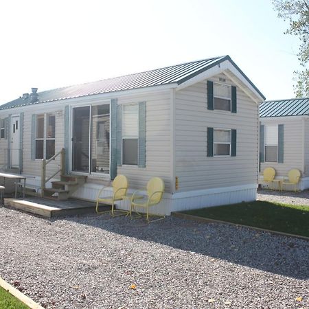 Отель Sandusky Koa Holiday Campground Экстерьер фото