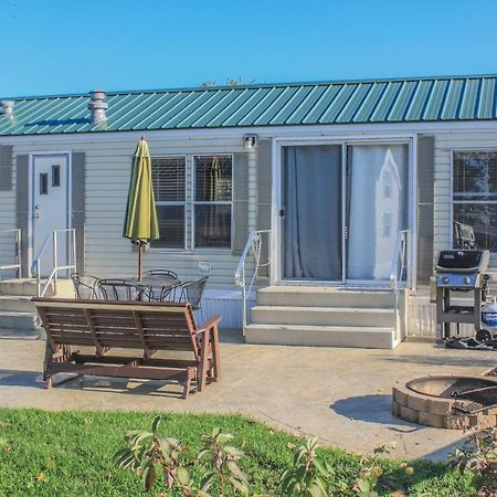 Отель Sandusky Koa Holiday Campground Экстерьер фото