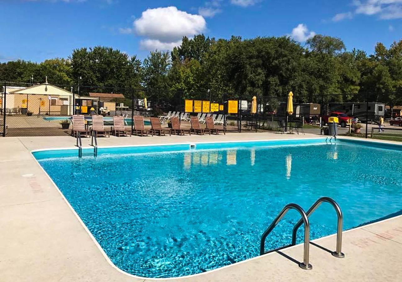 Отель Sandusky Koa Holiday Campground Экстерьер фото