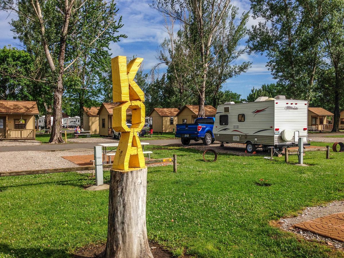 Отель Sandusky Koa Holiday Campground Экстерьер фото