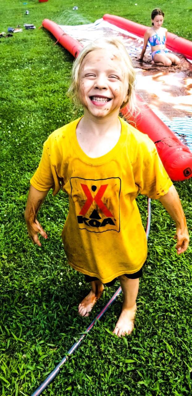 Отель Sandusky Koa Holiday Campground Экстерьер фото