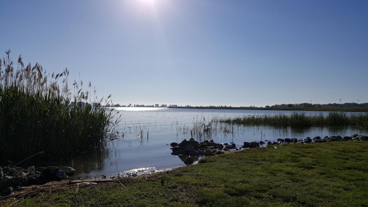 Отель Sandusky Koa Holiday Campground Экстерьер фото