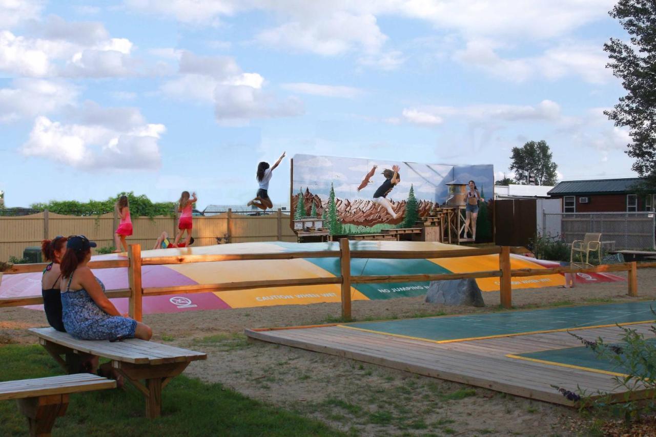 Отель Sandusky Koa Holiday Campground Экстерьер фото